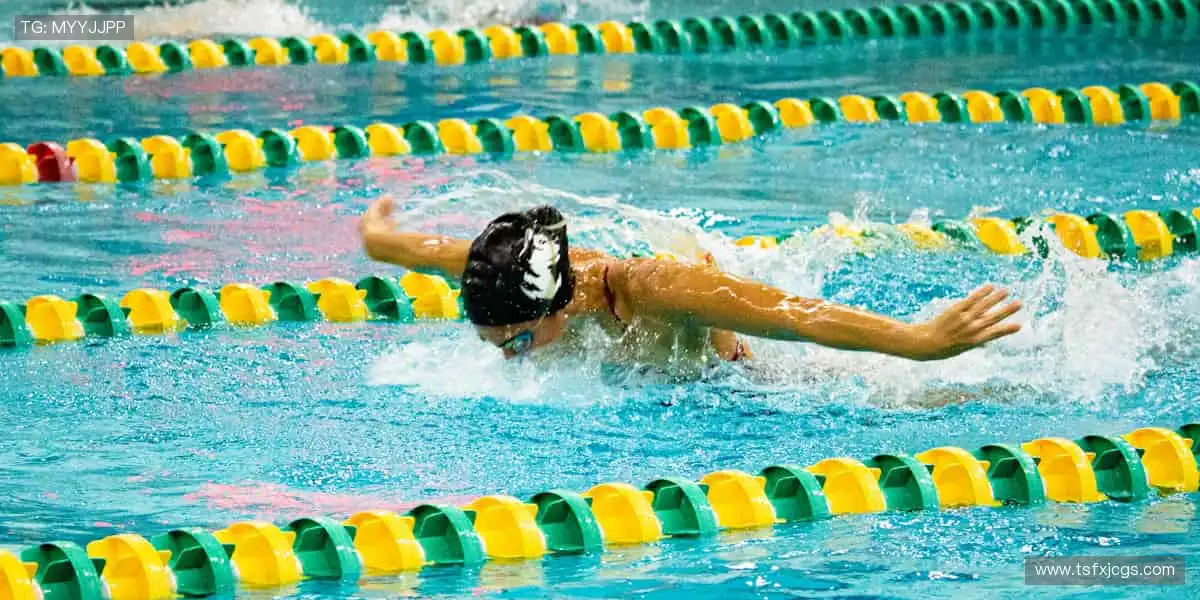 📺锁定直播，你的视角就是主场！